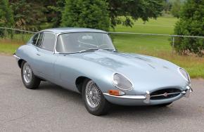 Jaguar E-Type photo