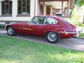 Jaguar E-Type photo