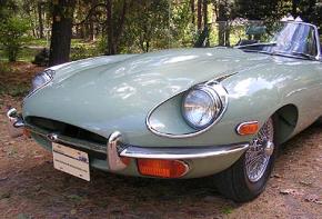 Jaguar E-Type photo