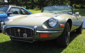 Jaguar E-Type photo