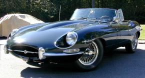 Jaguar E-Type photo