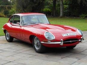 Jaguar E-Type photo