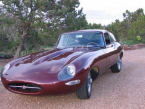 Jaguar E-Type photo