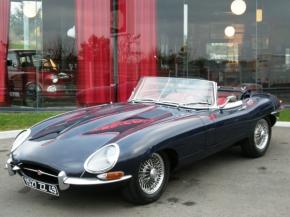 Jaguar E-Type photo