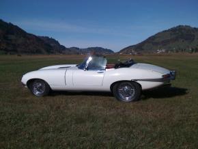 Jaguar E-Type photo