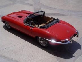 Jaguar E-Type photo