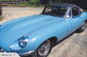 Jaguar E-Type photo