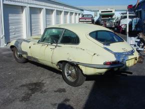 Jaguar E-Type photo