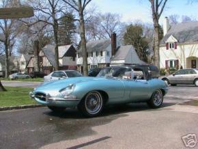 Jaguar E-Type photo