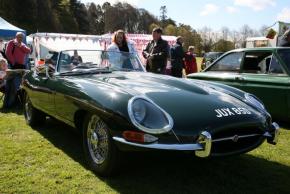 Jaguar E-Type photo