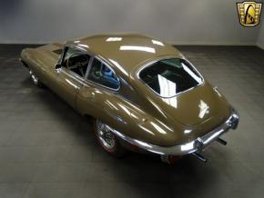 Jaguar E-Type photo