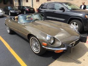 Jaguar E-Type photo