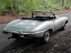 Jaguar E-Type photo