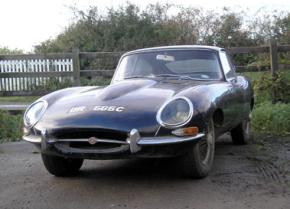 Jaguar E-Type photo