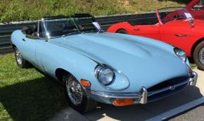 Jaguar E-Type photo