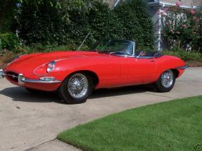 Jaguar E-Type photo