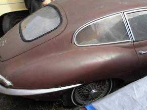 Jaguar E-Type photo