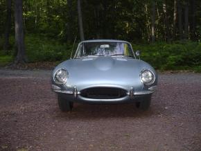 Jaguar E-Type photo