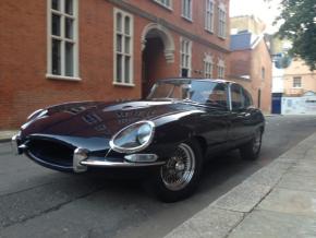 Jaguar E-Type photo