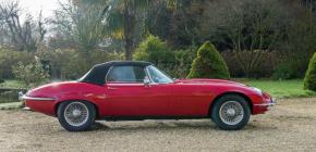 Jaguar E-Type photo