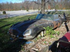 Jaguar E-Type photo