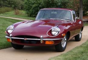 Jaguar E-Type photo