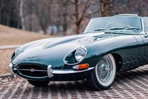 Jaguar E-Type photo