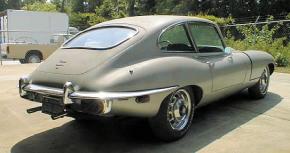 Jaguar E-Type photo