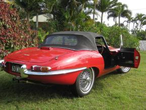 Jaguar E-Type photo