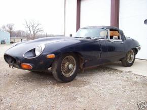 Jaguar E-Type photo