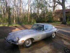 Jaguar E-Type photo