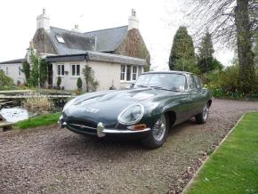 Jaguar E-Type photo