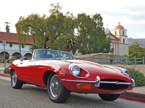 Jaguar E-Type photo