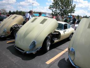 Jaguar E-Type photo