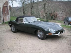 Jaguar E-Type photo