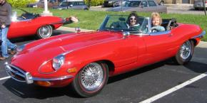 Jaguar E-Type photo