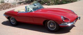 Jaguar E-Type photo