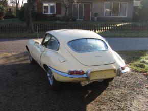 Jaguar E-Type photo