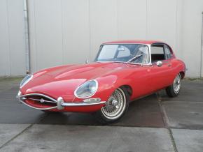 Jaguar E-Type photo