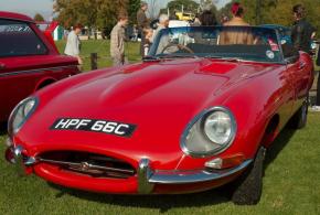 Jaguar E-Type photo