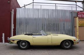 Jaguar E-Type photo