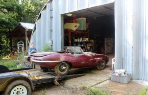 Jaguar E-Type photo