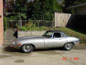 Jaguar E-Type photo