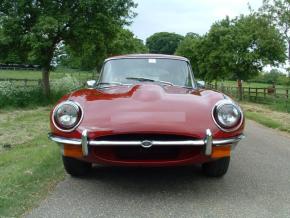 Jaguar E-Type photo