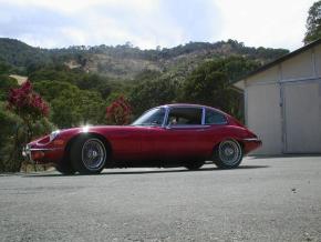 Jaguar E-Type photo