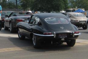 Jaguar E-Type photo