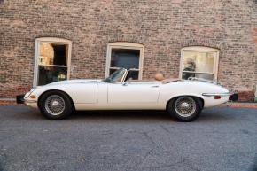 Jaguar E-Type photo