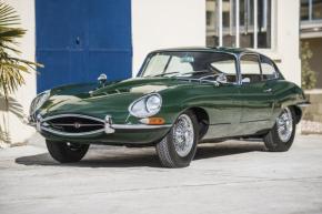 Jaguar E-Type photo