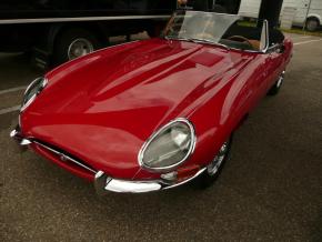 Jaguar E-Type photo