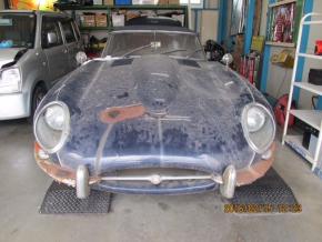 Jaguar E-Type photo